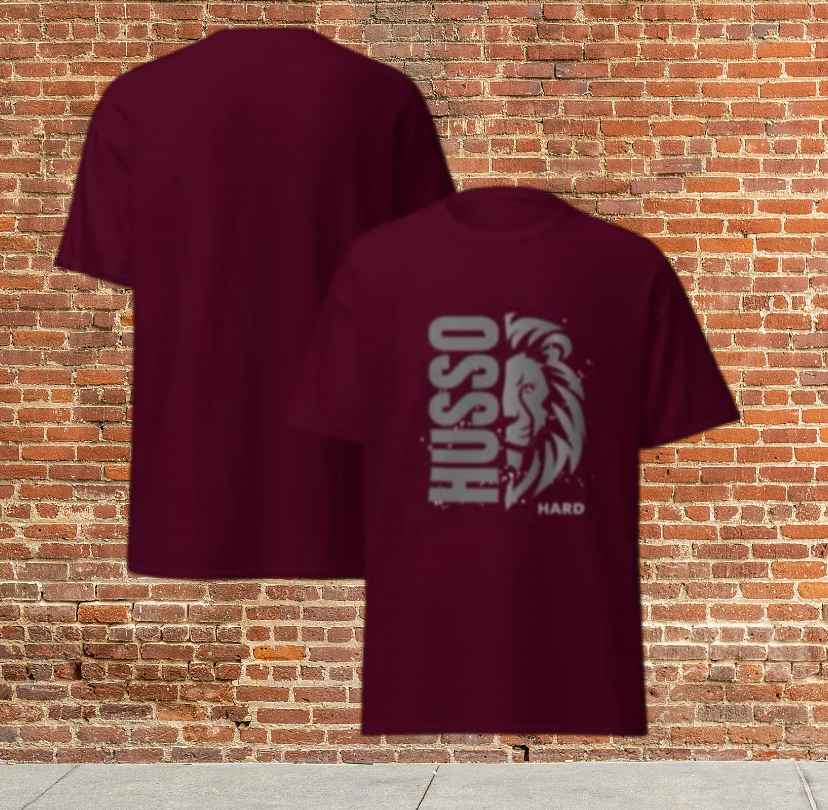 Husso Hard half face lion husso classic tee